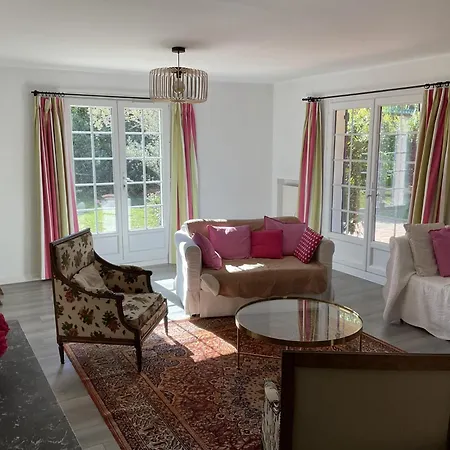 Maison Au Calme A Entre Et Provence Ferienhaus