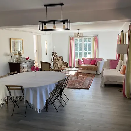 Maison Au Calme A Entre Et Provence Holiday home